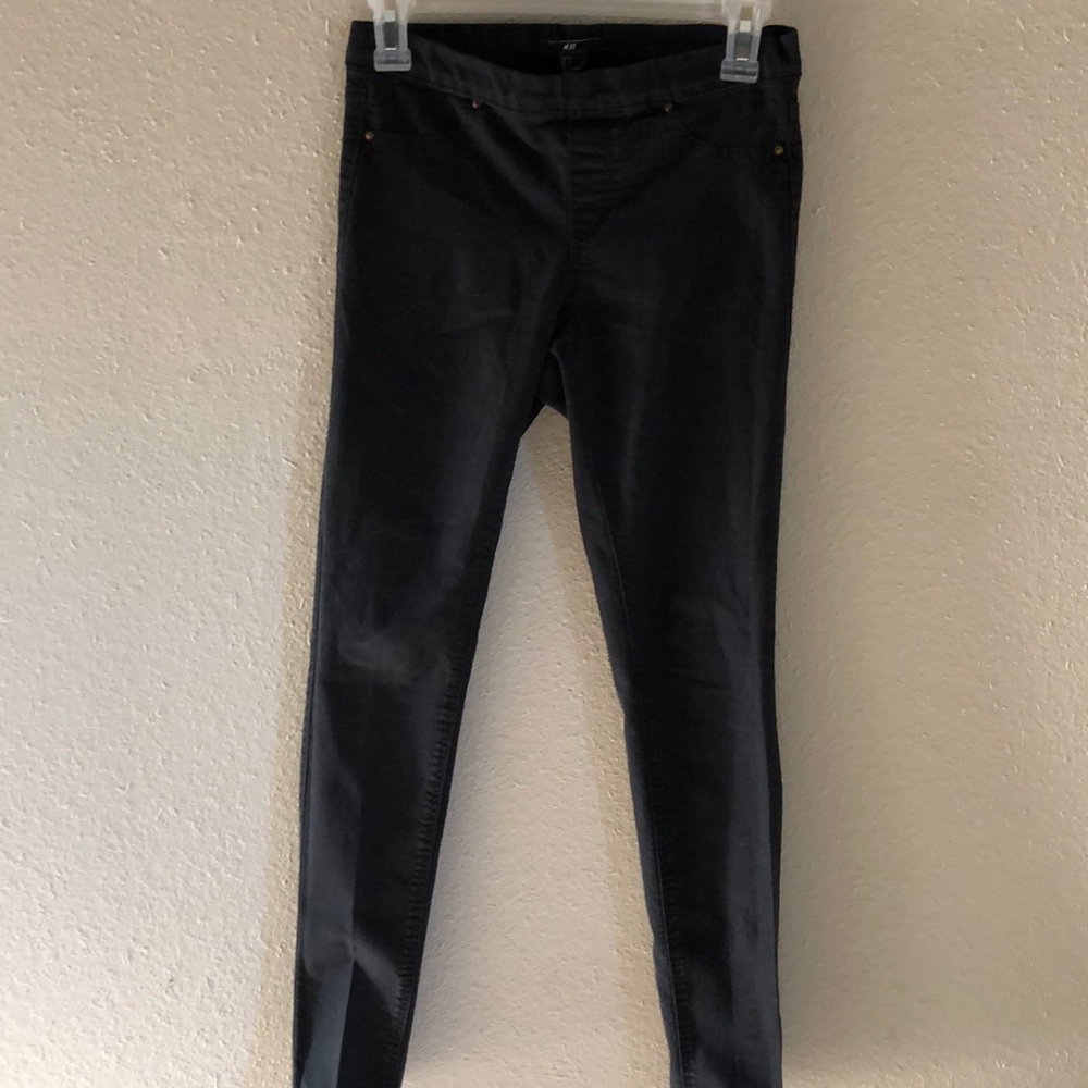 Black skinny jeans